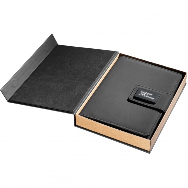 Logotrade Logogeschenke das Foto: SCX.design O16 A5 Notizbuch mit Powerbank und Leuchtlogo