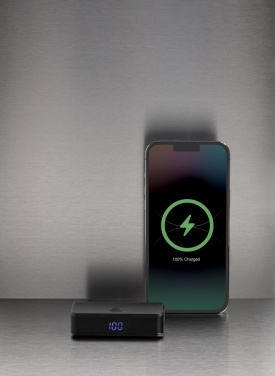 Logotrade Geschäftsgeschenke das Foto: FlashCharge 5000mah Fast-Charge Powerbank aus RCS rPlastik