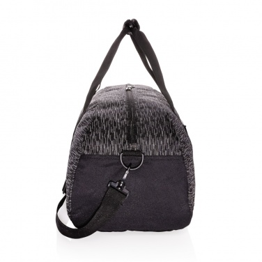Logotrade Werbeartikel das Foto: AWARE™ reflektierende RPET Wochenendtasche