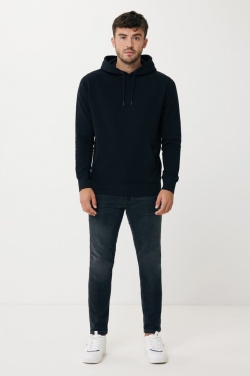 Logotrade Werbegeschenke das Foto: Iqoniq Rila Lightweight Hoodie aus recycelter Baumwolle