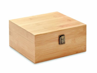 Logotrade Werbeartikel das Foto: Whisky Set in Bambus Box
