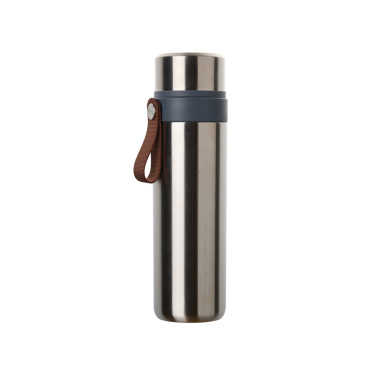 Logotrade werbemittel das Foto: VINGA Tono RCS Thermoskanne mit zwei Bechern, 750ml
