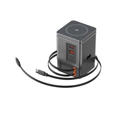 Logotrade Logogeschenke das Foto: Urban Vitamin Sacramento 105W GaN Charger mit einz. Kabeln