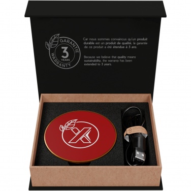 Logo trade promotional gifts picture of: SCX.design W13 10W wooden wireless charging station