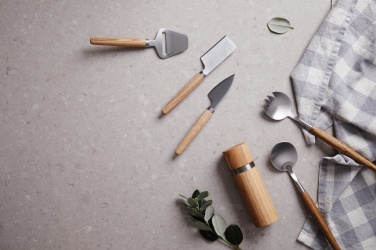 Logotrade promotional giveaway image of: VINGA Retro serving cutlery