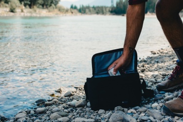 Logo trade promotional gift photo of: Swiss Peak AWARE™ 1200D deluxe 8 can cooler bag