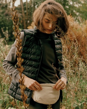 Logo trade promotional giveaway photo of: Iqoniq Meru women recycled polyester bodywarmer