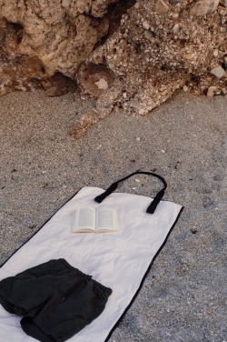 Logo trade promotional merchandise image of: VINGA Volonne AWARE™ recycled canvas beach mat