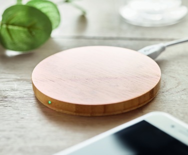 Logotrade promotional products photo of: Wireless charger bamboo 10W RUNDO +
