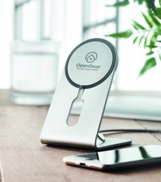 Logotrade promotional giveaway picture of: Portable magnetic charger 15W