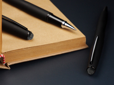 Logotrade promotional giveaway image of: Pen set with coal 2094036