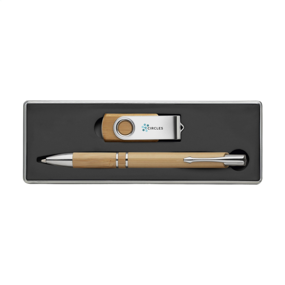 Logotrade promotional product image of: Bamboo Connect Giftset 8 GB