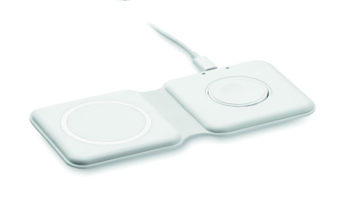Logo trade promotional merchandise picture of: 2 in 1 foldable charger 15W
