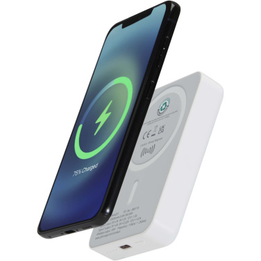 Logotrade promotional giveaway image of: Acrab 10.000 mAh 15W magnetic wireless power bank with 20W PD - made from recycled plastic