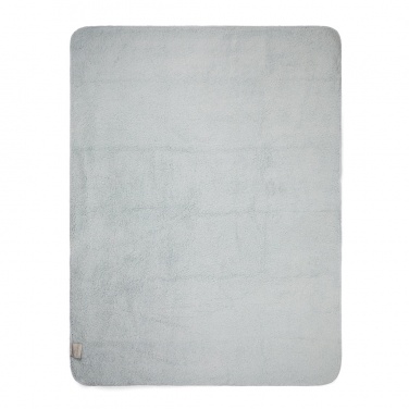 Logotrade meened pilt: Vinga lambamustriga taaskasutatud materjalist pleed