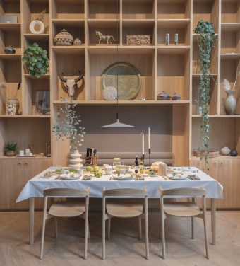 Logo trade reklaamtooted foto: Ukiyo bambusest suur serveerimislaud