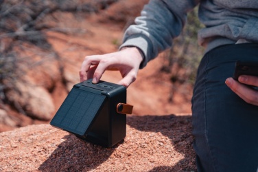 Logo trade meene pilt: Skywave RCS taaskasutatud plastikust päikesekõlar 12W