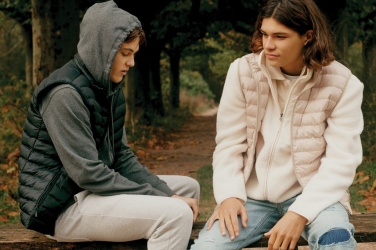 Logotrade ärikingitused pilt: Iqoniq Meru meeste taaskasutatud polüestrist vest