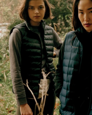 Logo trade firmakingitused foto: Iqoniq Meru naiste taaskasutatud polüestrist vest