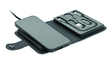 Logotrade ärikingid pilt: CAWATT 4 in 1 kaabli pistikute komplekt 15W