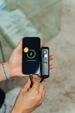 Logotrade reklaamkingi foto: Urban Vitamin Eureka hübriid GANcharger 10000mah akupank 65W