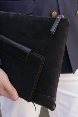 Logotrade ärikingituse foto: VINGA Marlow GRS märkmik