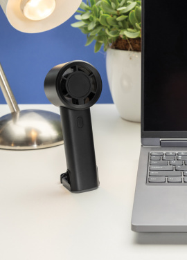 Logo trade reklaamtooted foto: Twist RCS taaskasutatud plastist laetav kaasaskantav ventilaator