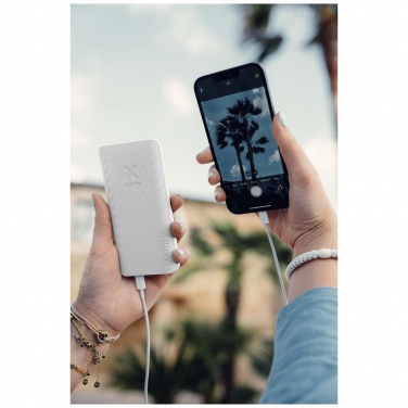 Logotrade liikelahja mainoslahja kuva: Xtorm XG210 Go2 15 W:n ja 10 000 mAh:n pikalatausvirtalähde