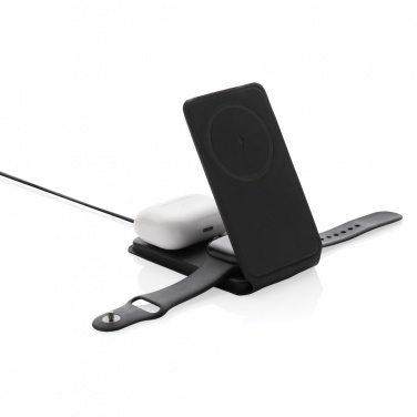Logotrade mainoslahjat ja liikelahjat tuotekuva: Swiss Peak RCS rePU 15W 3-in-1 magneettinen langaton laturi