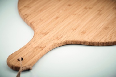 Logotrade mainoslahja tuotekuva: Bambu leikkuulauta 31cm SERVE