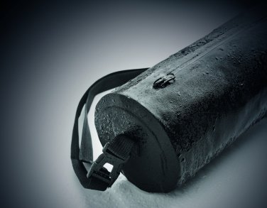 Logotrade reklaminės dovanos nuotrauka: Sportinis sausasis krepšys iš 300D RPET