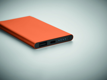 Logotrade reklaminiai produktai nuotrauka: 4000 mAh C tipo maitinimo blokas