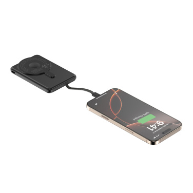 Logotrade korporatīvās dāvanas foto: Urban Vitamin Redwood 5in1 5000mah 20W PD magnētiskā jaudas banka