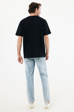 Logotrade dāvanas foto: IQONIQ Nikko smagsvars pārstrādātas kokvilnas T-krekls