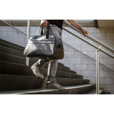 Лого трейд pекламные подарки фото: Дорожная сумка Voyager Weekend Bag