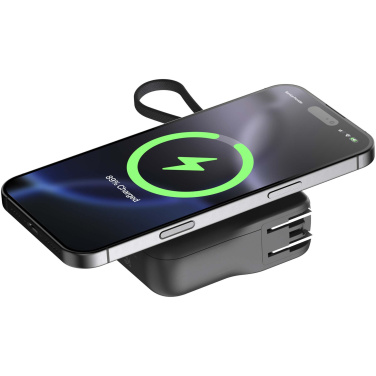 Логотрейд pекламные cувениры картинка: Дорожное зарядное устройство Xtorm TravelPro 3-в-1 мощностью 30 Вт 10 000 мАч