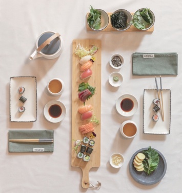 Logotrade presentreklam bild: Ukiyo stor serveringsbräda i bambu