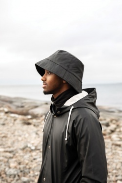 Logotrade kampanjprodukter bild: VINGA Baltimore AWARE™ återvunnen PET bucket hatt