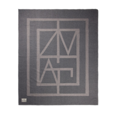 Logotrade profilprodukter bild: VINGA Monogram GRS pläd