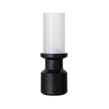 Logotrade profilprodukter bild: VINGA Niori RCS bordslampa