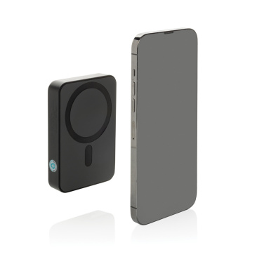 Logotrade reklamprodukter bild: Amporia RCS plast 10 000 mAh magnetisk powerbank