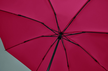 Logotrade kampanjprodukter bild: 23" stormsäkert kompaktparaply